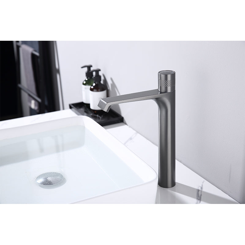 yufa High model of basin faucet