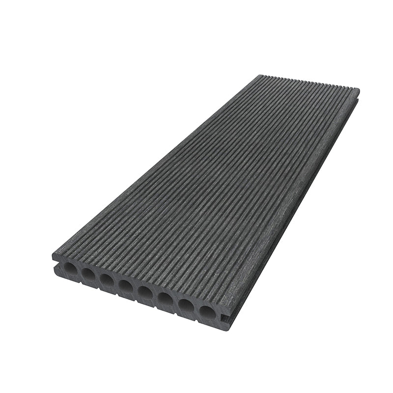 sentai  Plain perforated flooring   The courtyard has extruded wood-plastic flooring