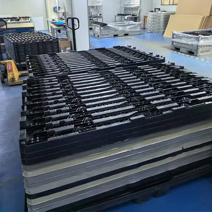 Rongsheng Multi-Function Anti-Slip Running Board for Pickup Trucks Anti-Slip Widened Stainless Steel Side Step with Crash Protection(Please consult customer service for pricing)