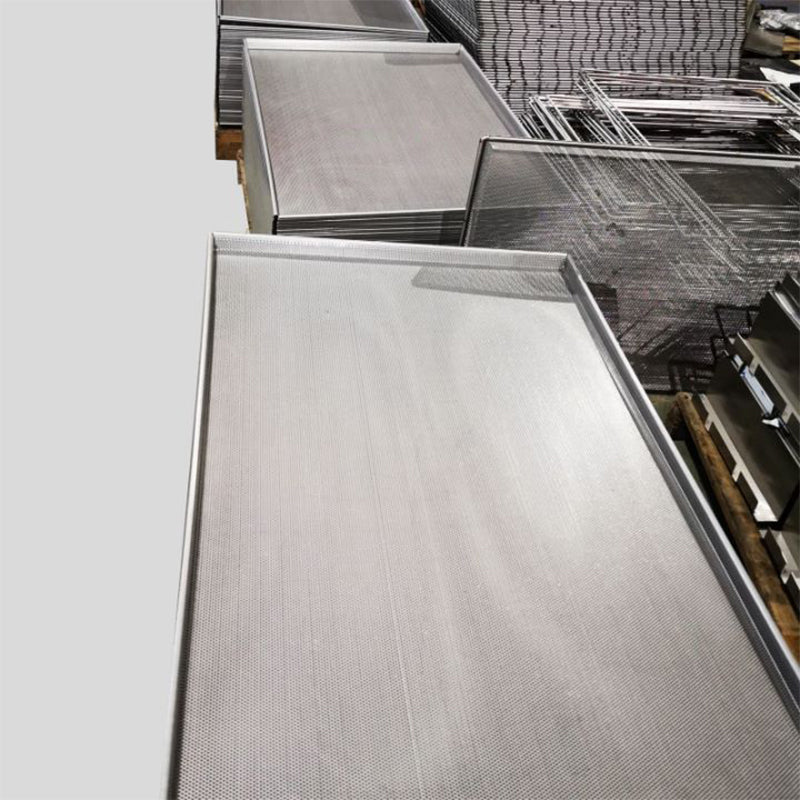 yinming Thickened punched stainless steel plate can be customized with opposite sex cover plate, stainless steel galvanized punched mesh aluminum plate