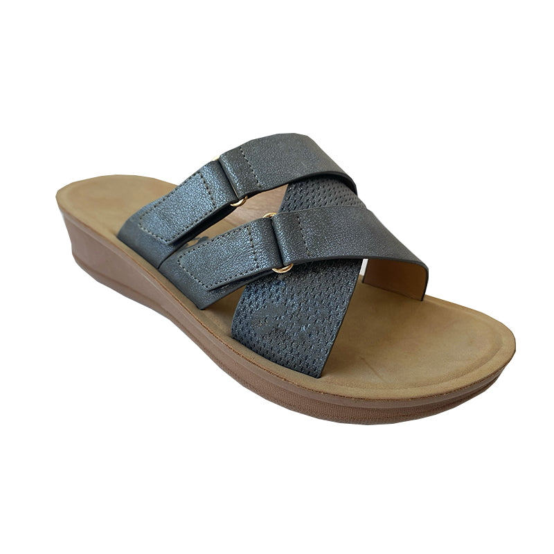 leijiali Slope Heel Soft Sole Flip Flops(Please consult customer service for pricing)