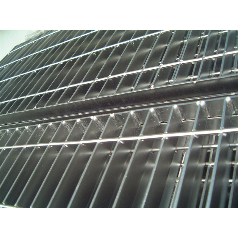 Carbon steel marine grille for rust prevention and anti-corrosion