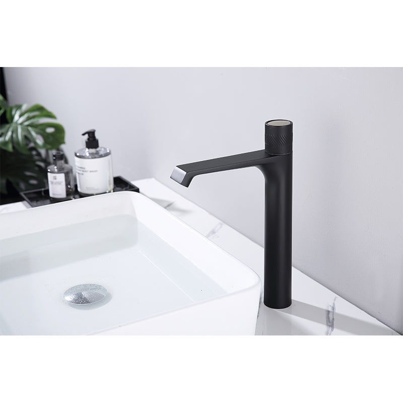 yufa High model of basin faucet