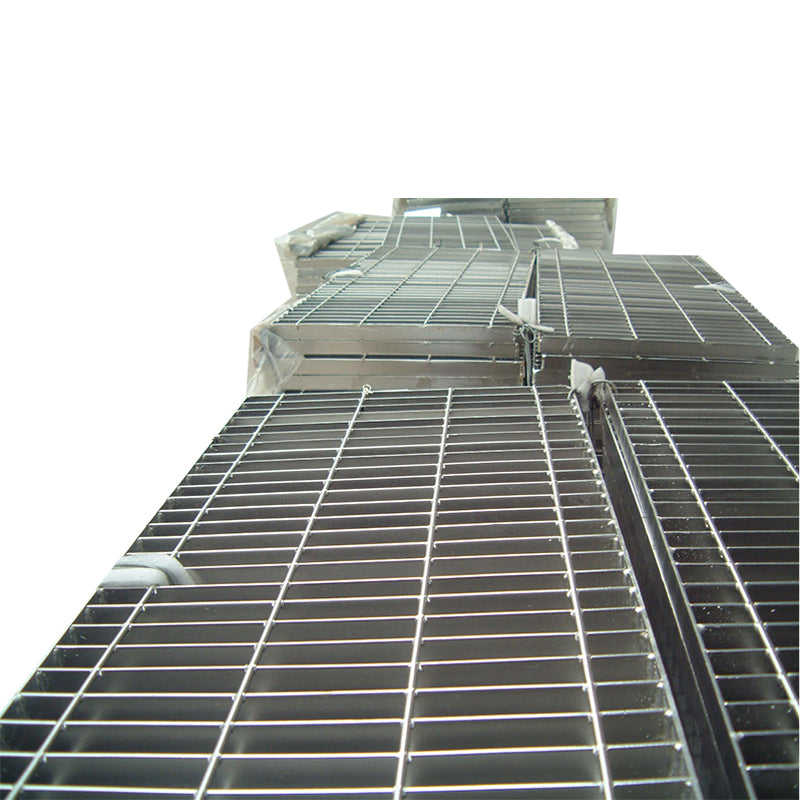 Carbon steel marine grille for rust prevention and anti-corrosion