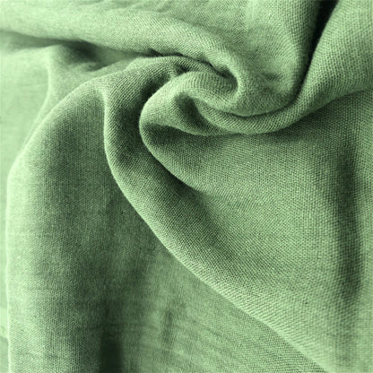 zhongchang Double-layer fabric clothing is lightweight yet retains warmth, wicking moisture and allowing breathability. C40*C40 120*100 57/58"(Please consult customer service for pricing)