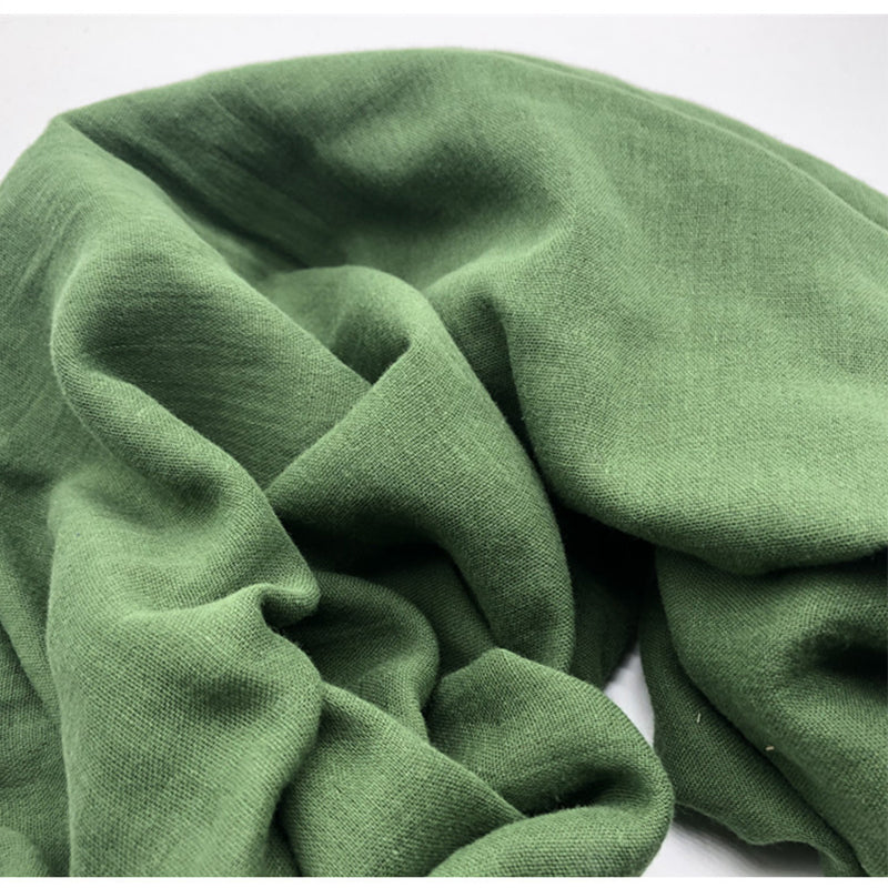 zhongchang Double-layer fabric clothing is lightweight yet retains warmth, wicking moisture and allowing breathability. C40*C40 120*100 57/58"(Please consult customer service for pricing)