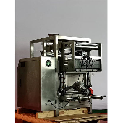 Fully automatic packaging machine Liquid powder quantitative packaging machine