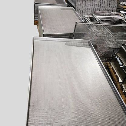yinming Thickened punched stainless steel plate can be customized with opposite sex cover plate, stainless steel galvanized punched mesh aluminum plate